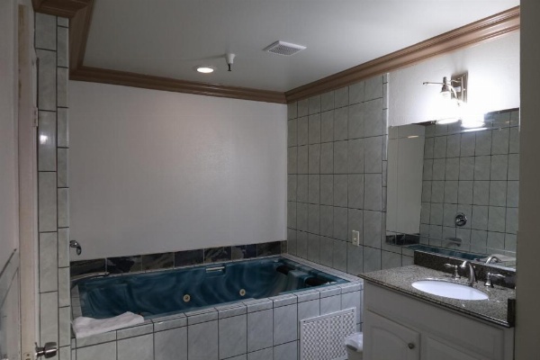 Lambert Inn image 11